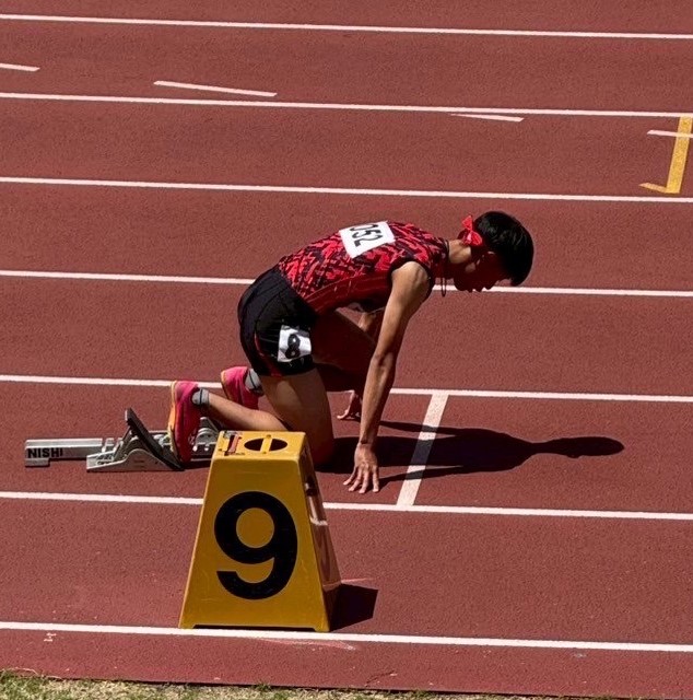 EC40A85E-C2F9-4A0E-8812-51ED0B102131