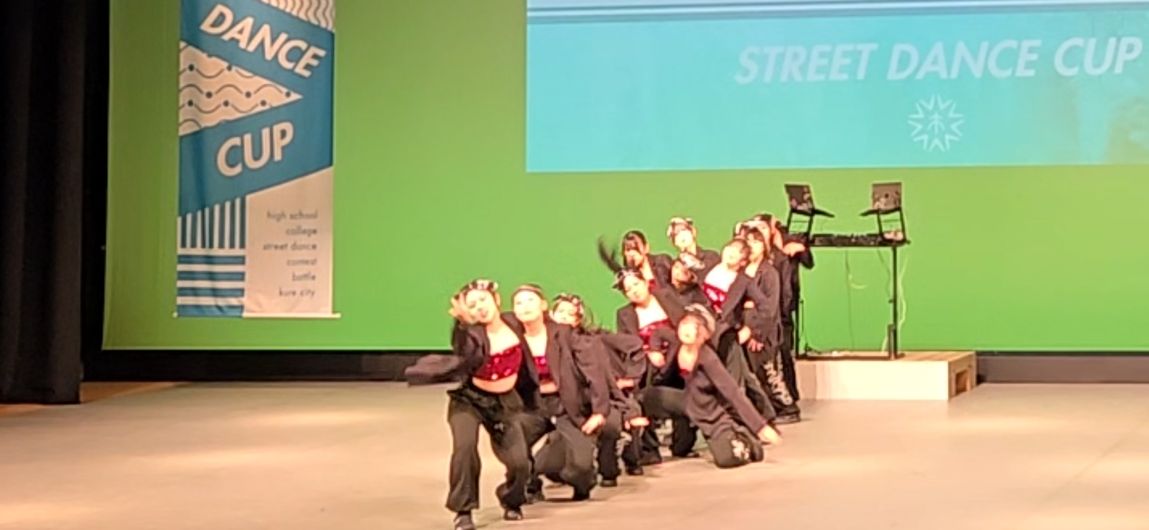 Screenshot_20250725_212340_Video Player