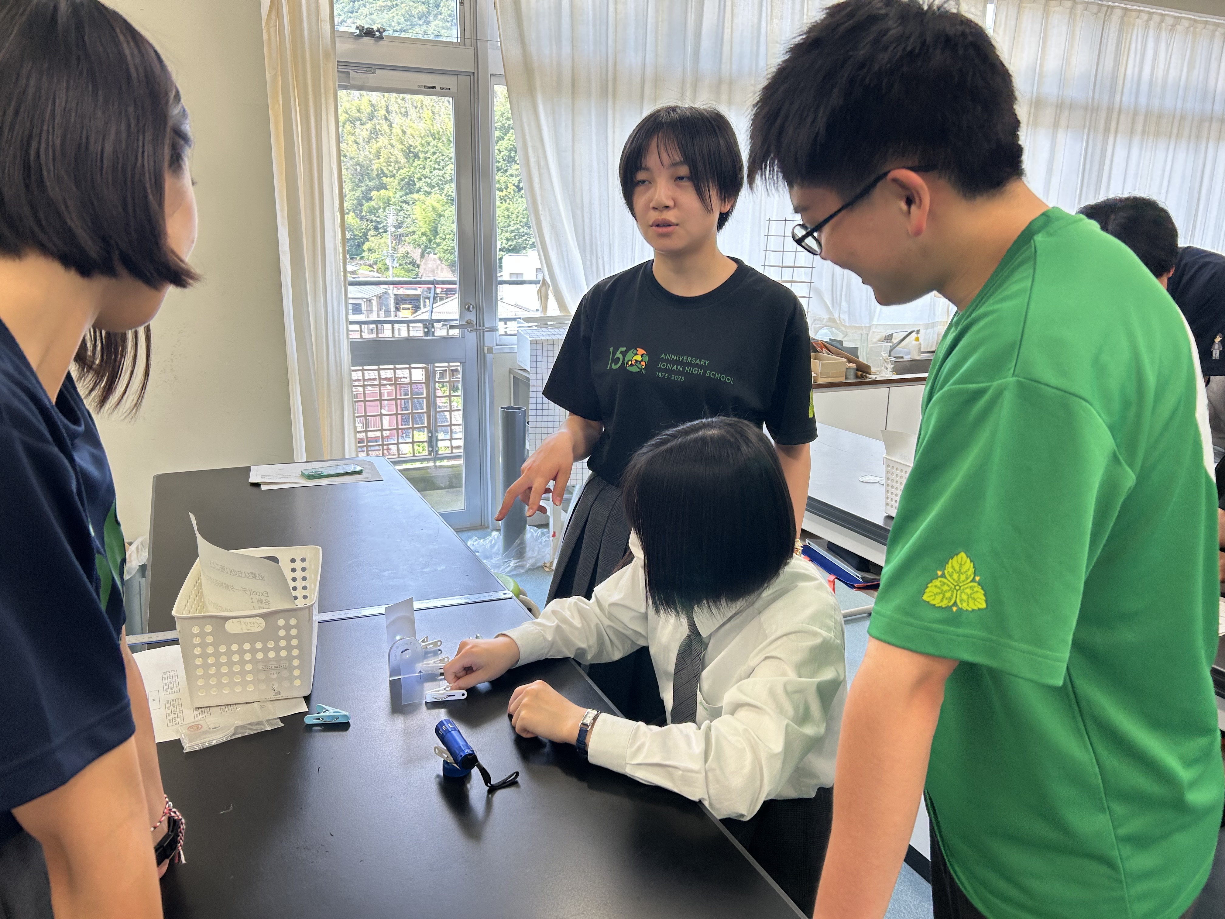 1BC9B194-C79F-4D4B-8EB8-7AD263D7E902