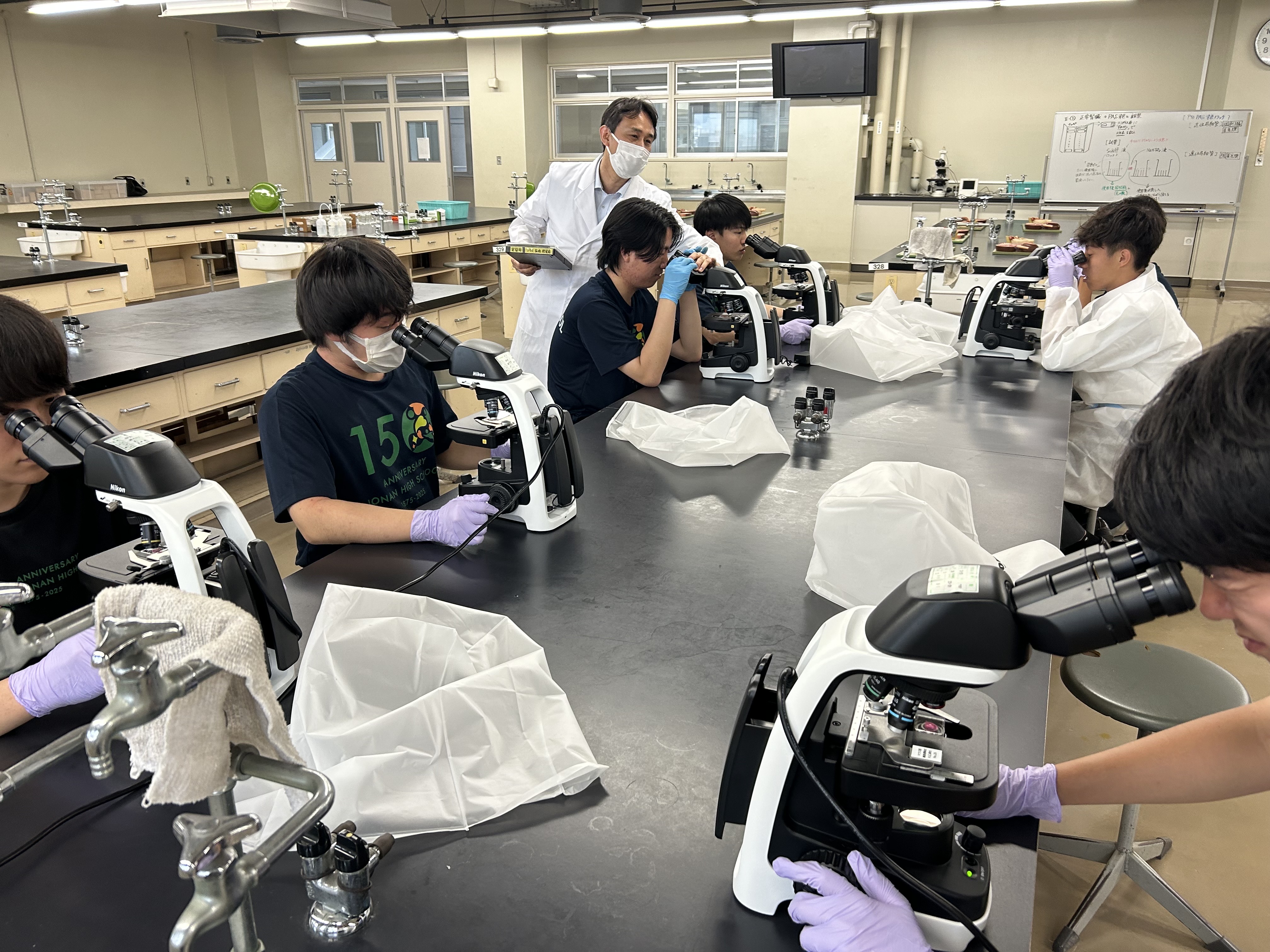 58F8A851-E4EA-4EE5-A132-CF31B790BCBC