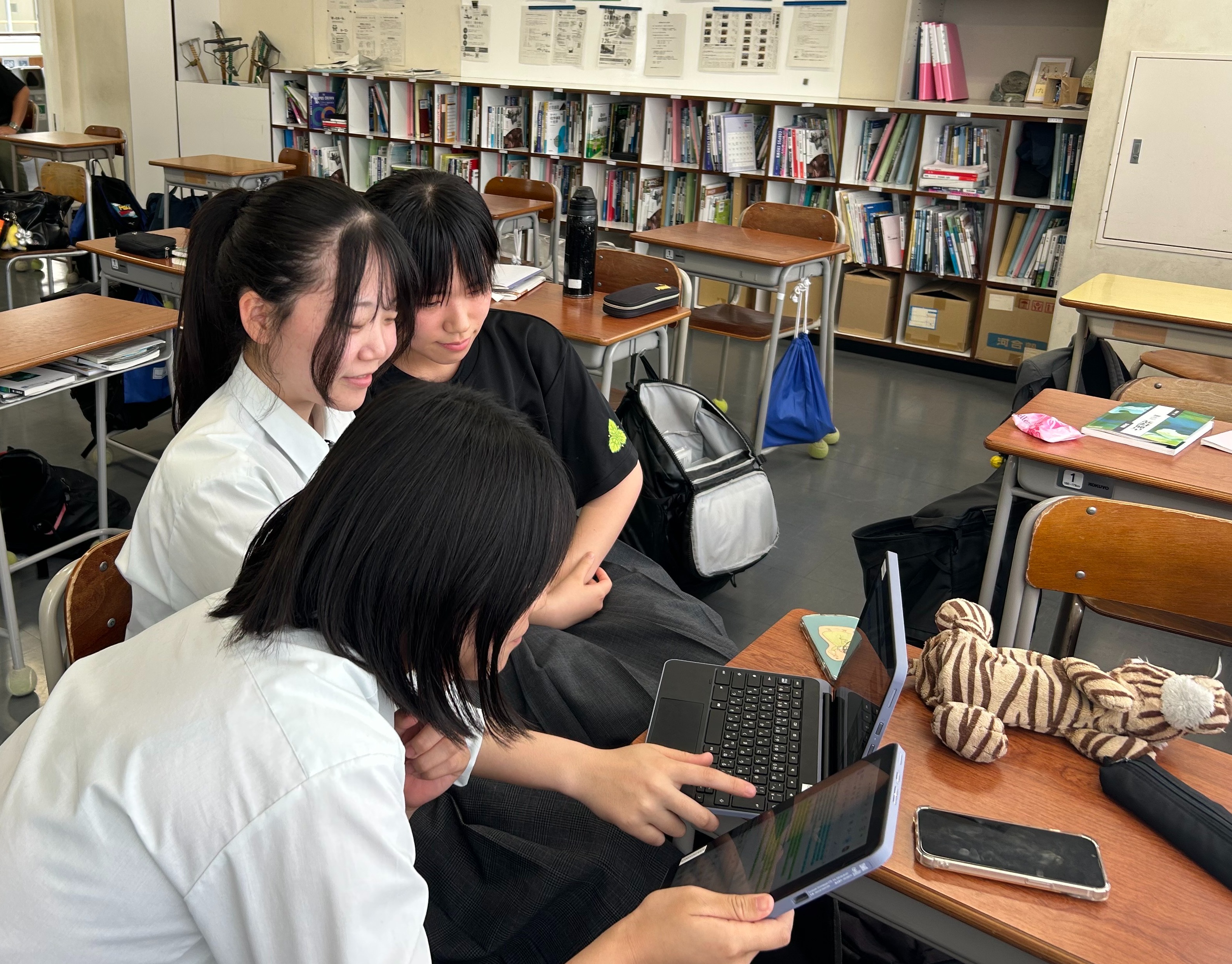 6ECA45A7-ED5A-4D42-80F4-5081F43246D8