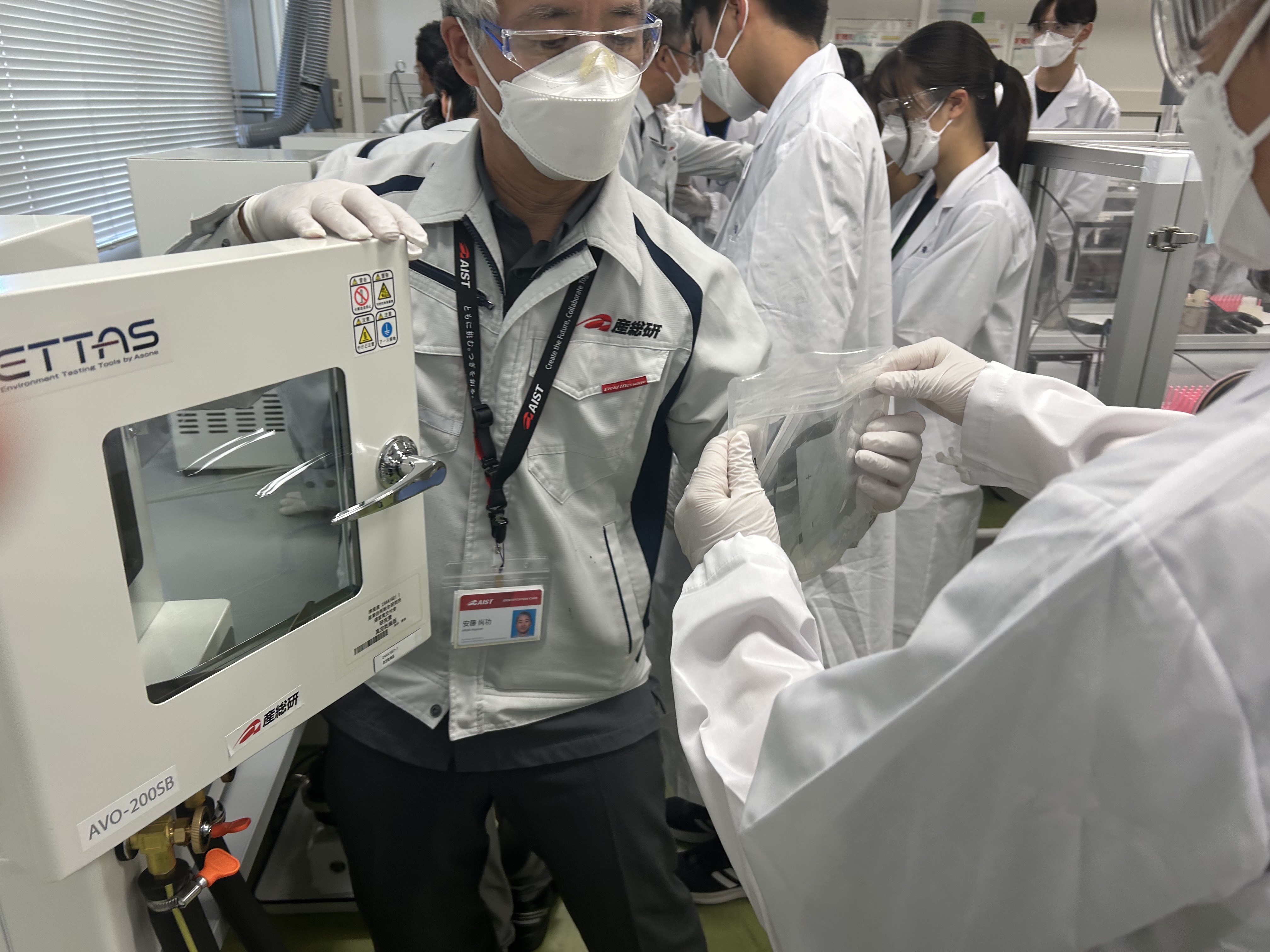 B8890F9E-0E8B-4684-857E-B9C7EDA79960