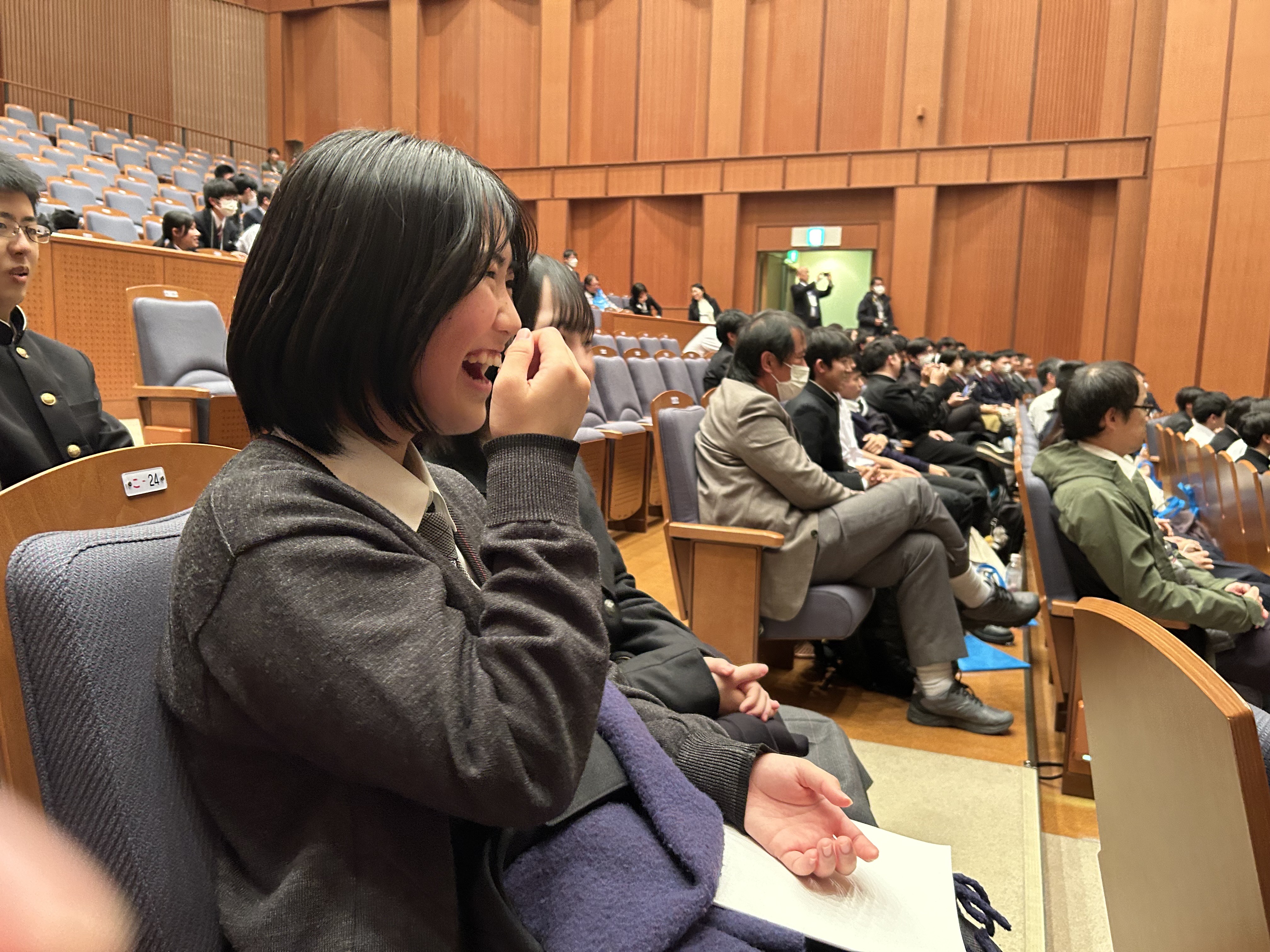 3B4EFC7B-7014-4E54-BC7B-CABCDE3F6EAF