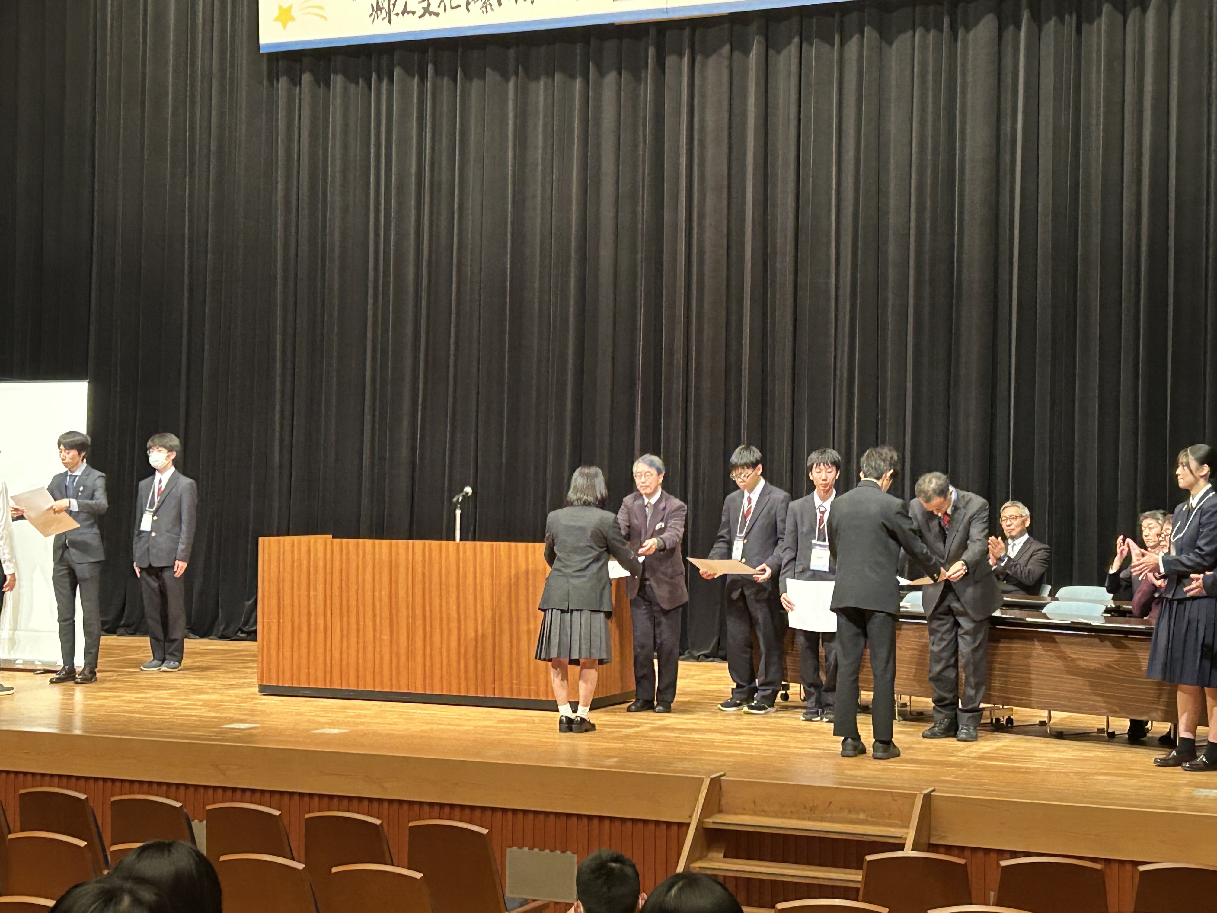 58B7E1DC-8342-4DD6-8CE1-B75E22C9643A