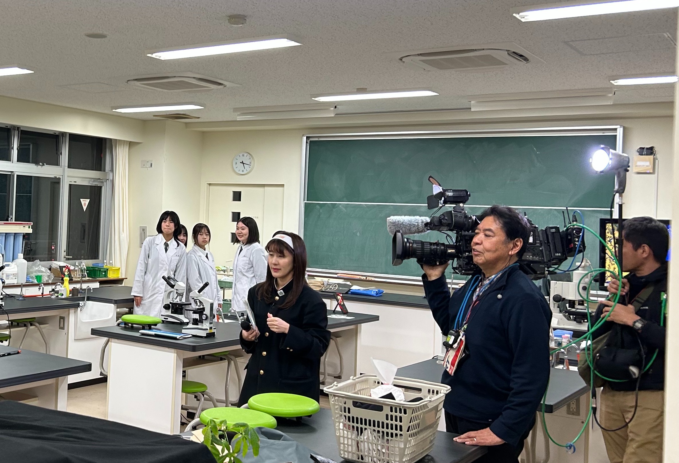 EA27E5F6-6115-4E26-A8F4-2420DDA6D752