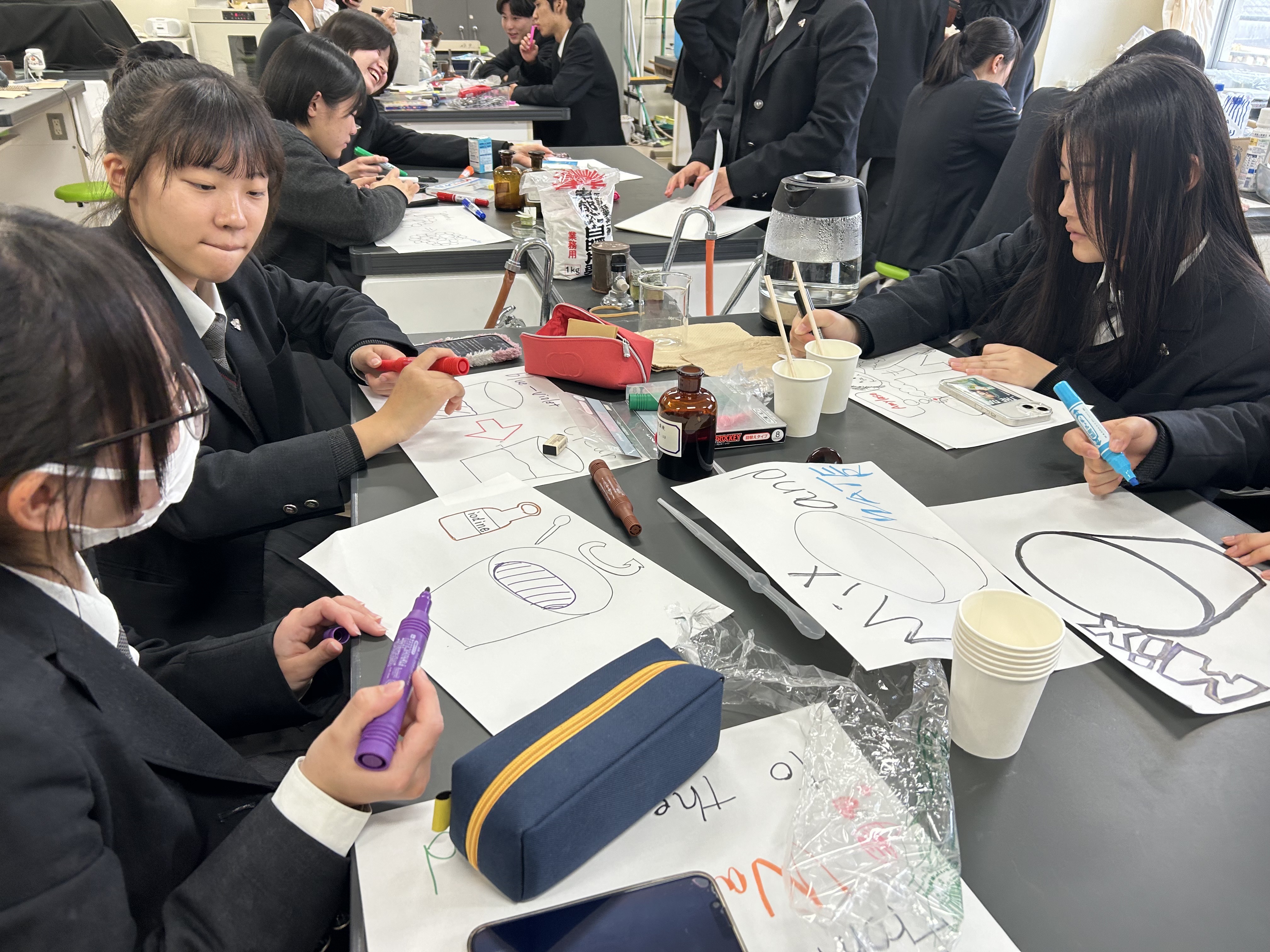 E487F3D4-1136-4F39-ADB0-B361F1A0D9A9