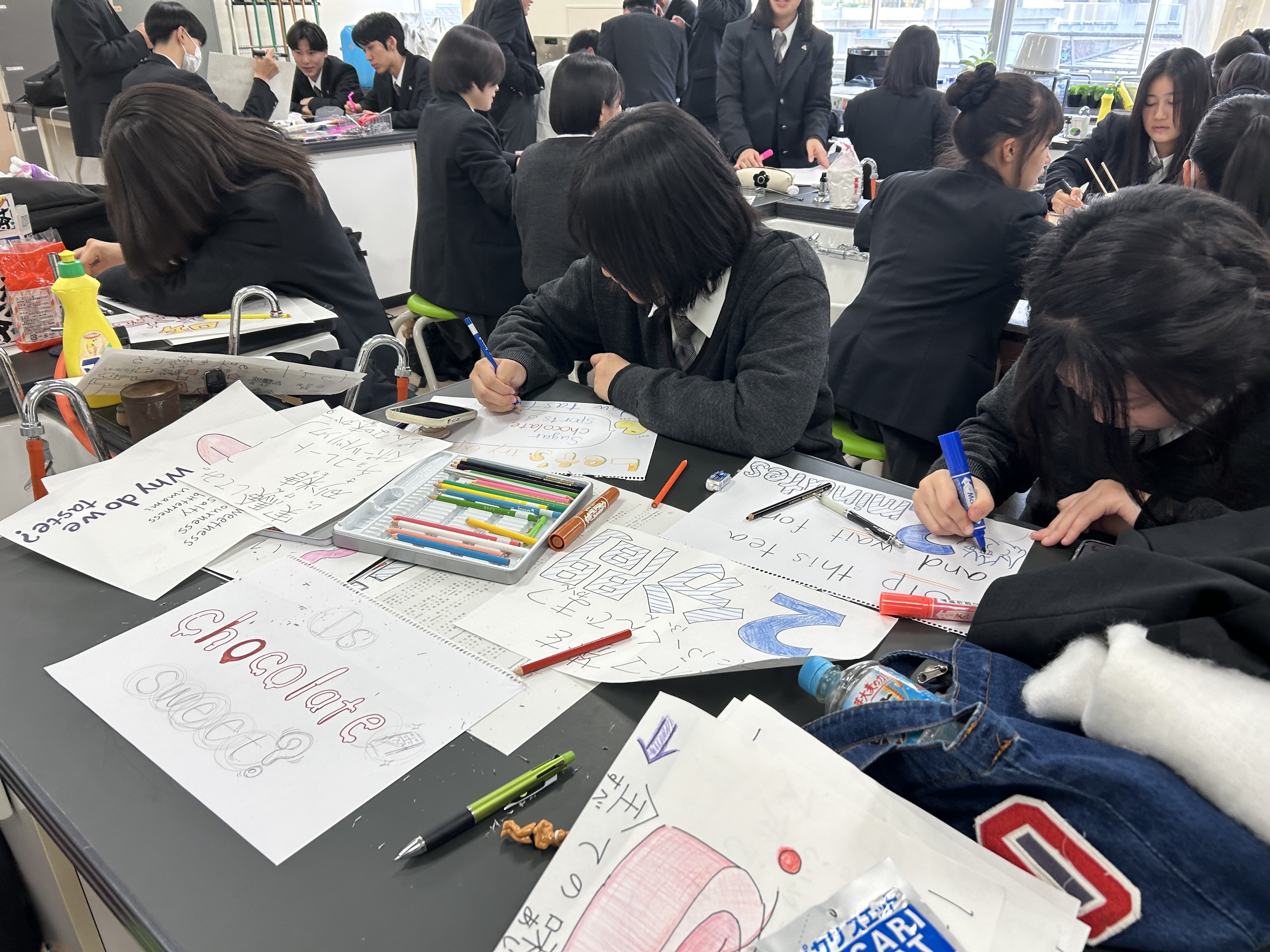 907D4DB7-1281-4C64-B8B3-F0836DF28C40