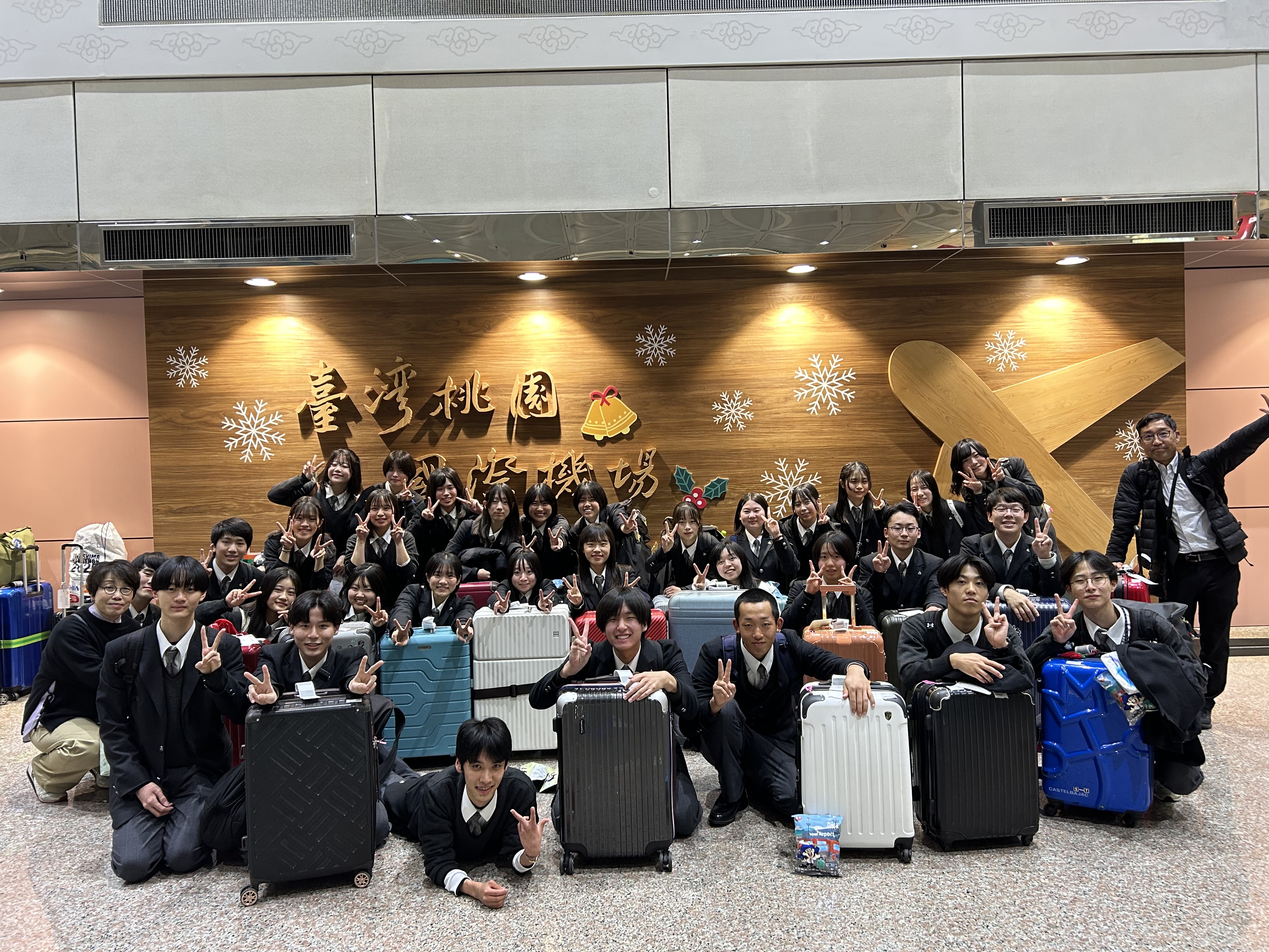 018E1D79-5E09-4AAA-B9FF-B6F9F7D7F13F