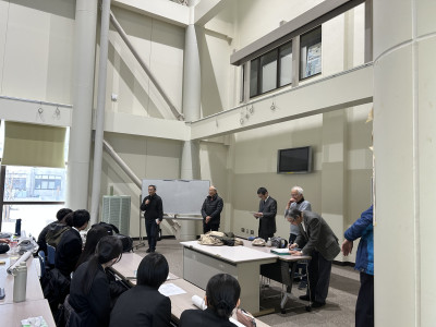 B1DBF5E8-C66E-477F-B6B8-ED6D3614E198