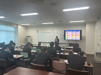 ⑪44402A22-0F04-4D49-95F6-3AD43B511332